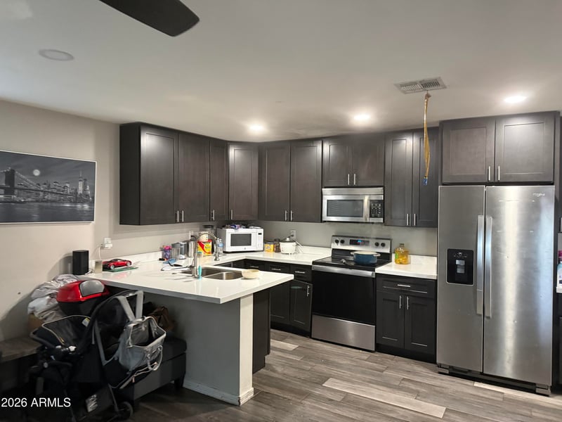 1911 E Warner St, Phoenix, AZ 85040