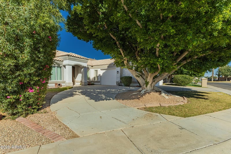 1912 Schooner Ct, Gilbert, AZ 85234