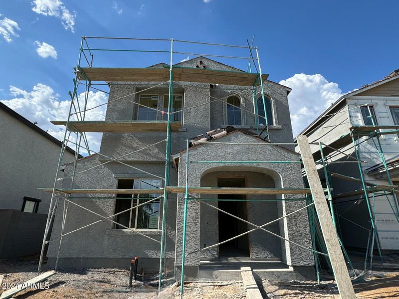 1912 W Chisum Trl, Phoenix, AZ 85085