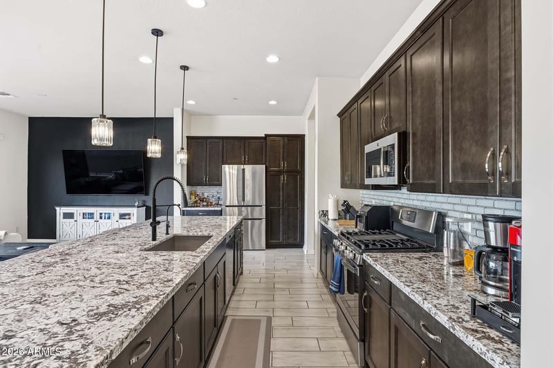 1912 Kinfield Trl, Phoenix, AZ 85085