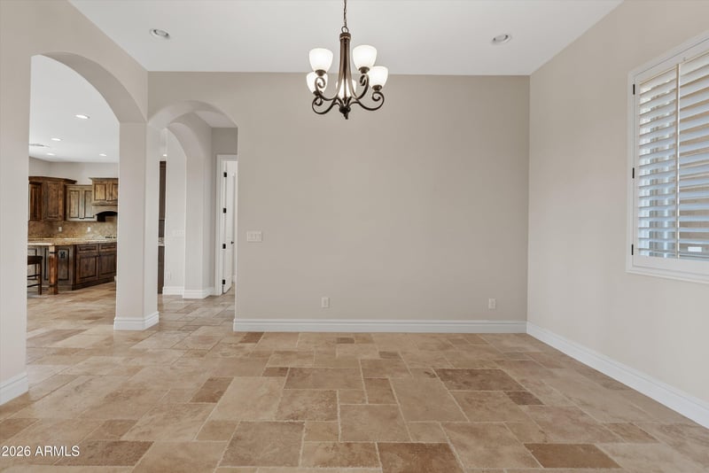 1913 W Laurie Ln, San Tan Valley, AZ 85144