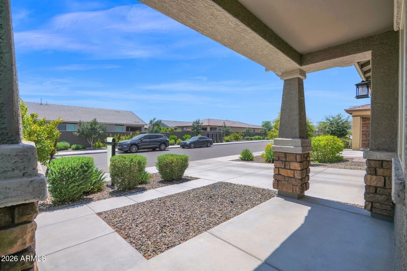 19134 W Solano Dr, Litchfield Park, AZ 85340