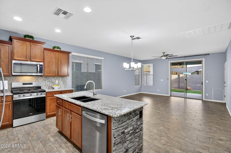 19137 Kingbird Dr, Queen Creek, AZ 85142