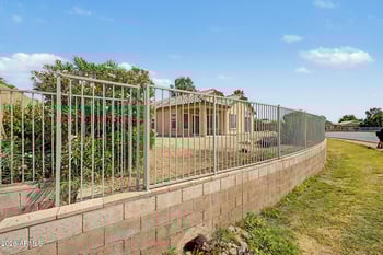 1914 109th Dr, Avondale, AZ 85323