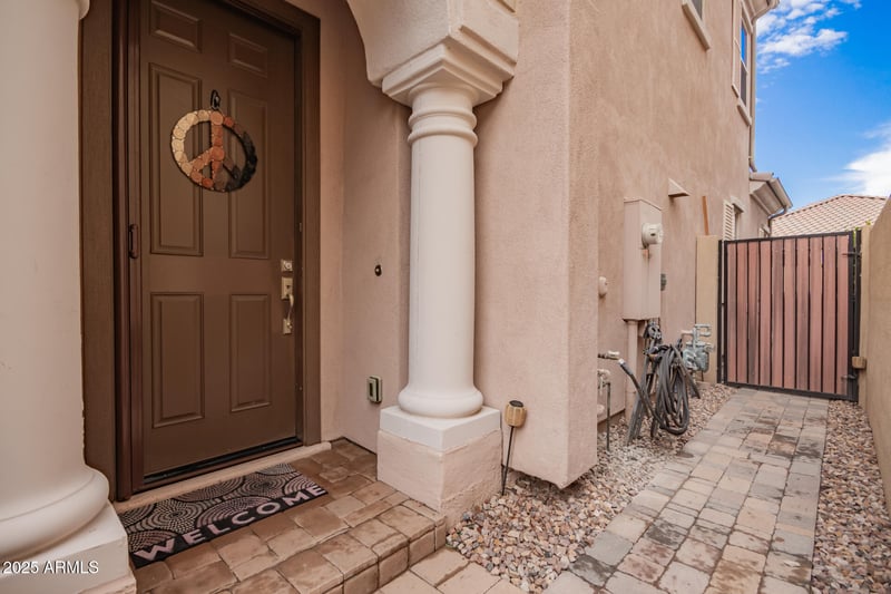 1914 Grand Canyon Dr, Chandler, AZ 85248