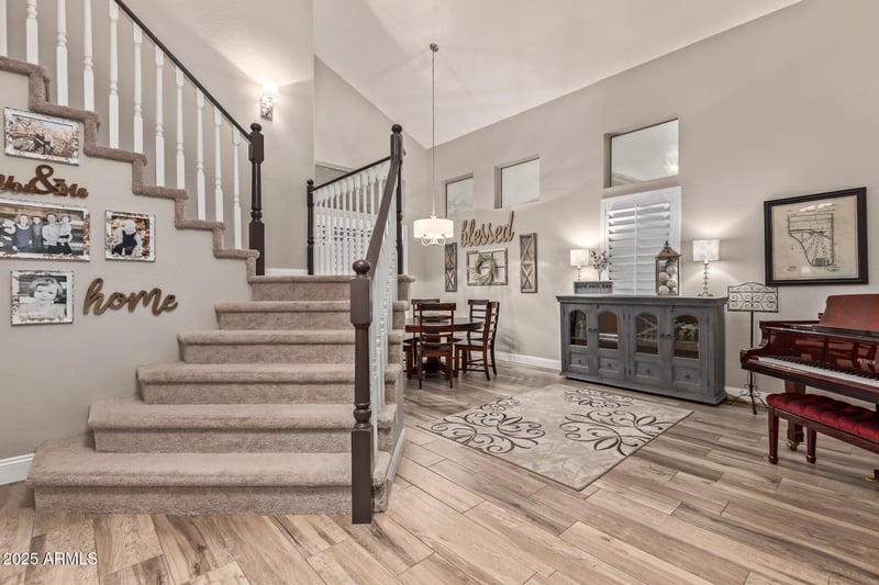 1914 Hawk Way, Chandler, AZ 85286