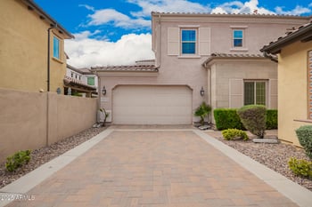 1914 Grand Canyon Dr, Chandler, AZ 85248