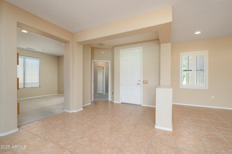19141 Tamarisk Flower Way, Surprise, AZ 85387