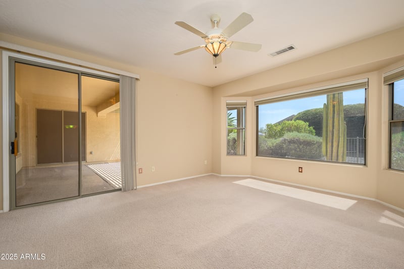 19141 Tamarisk Flower Way, Surprise, AZ 85387