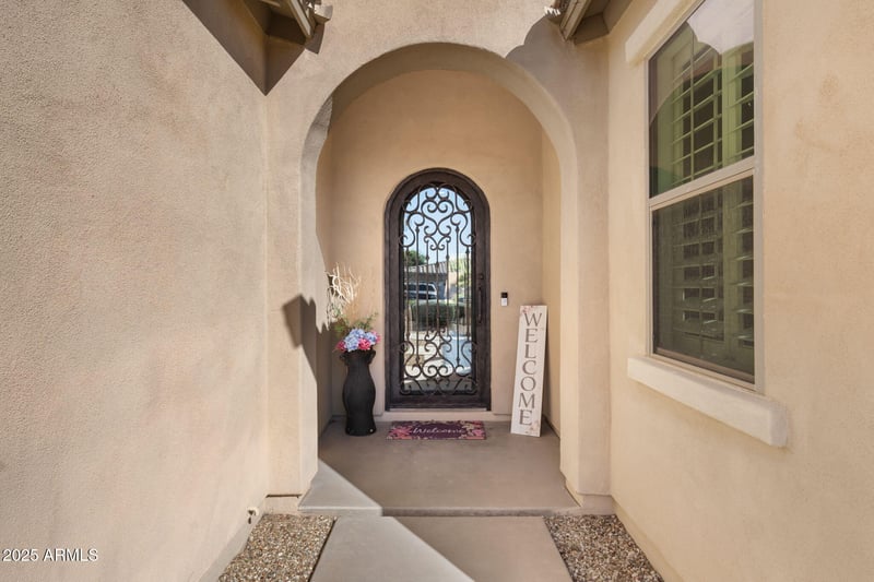 19142 Colter St, Litchfield Park, AZ 85340