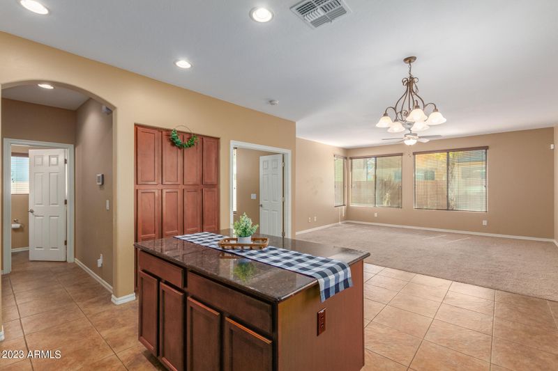 19147 E Kingbird Dr, Queen Creek, AZ 85142