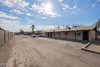 1915 26th Pl #2, Phoenix, AZ 85008