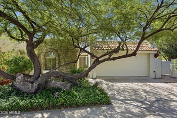1915 E Linger Ln, Phoenix, AZ 85020
