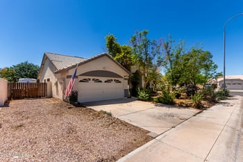 1915 Golden Ct, Chandler, AZ 85225