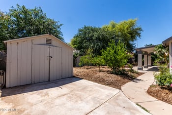 1915 Golden Ct, Chandler, AZ 85225