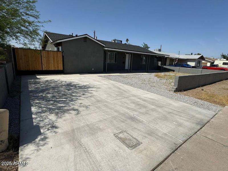 1915 Missouri Ave, Phoenix, AZ 85015