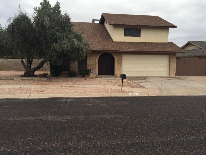 1915 S Cottonwood Cir, Mesa, AZ 85202