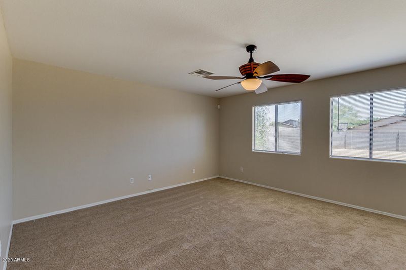 1916 E Desert Moon Trl, San Tan Valley, AZ 85143