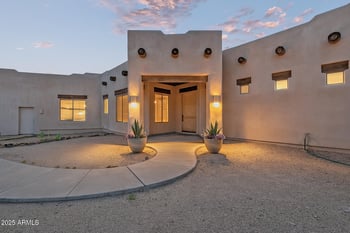 1916 Primrose Pa, Phoenix, AZ 85086
