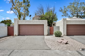 1916 River Dr, Tempe, AZ 85281