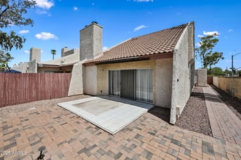 1916 River Dr, Tempe, AZ 85281