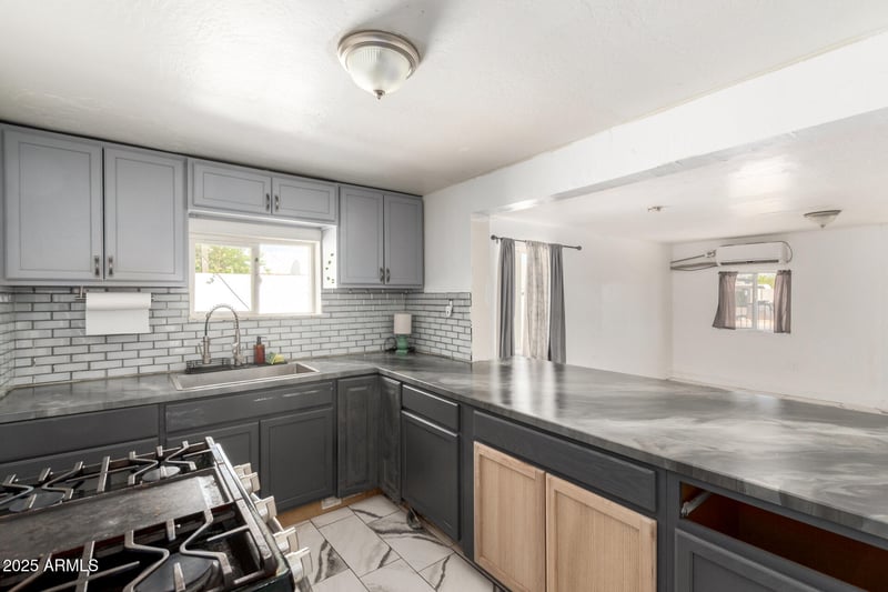 1916 Tonto St, Phoenix, AZ 85009