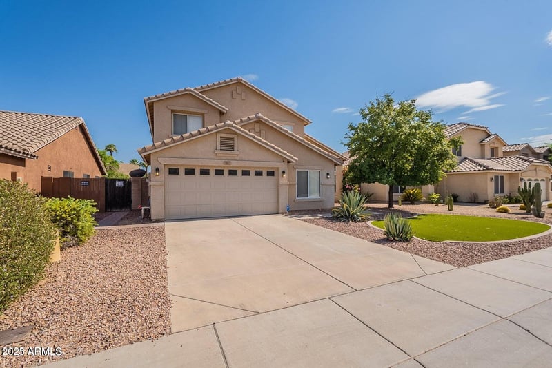 1917 Burgess Ln, Phoenix, AZ 85041