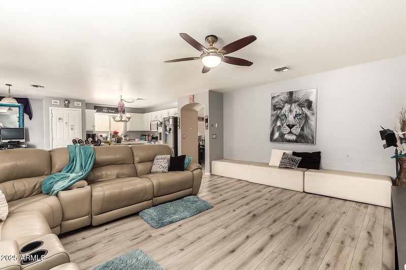 1917 Burgess Ln, Phoenix, AZ 85041