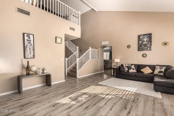 1917 Burgess Ln, Phoenix, AZ 85041