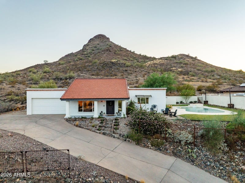 1917 Karen Dr, Phoenix, AZ 85022