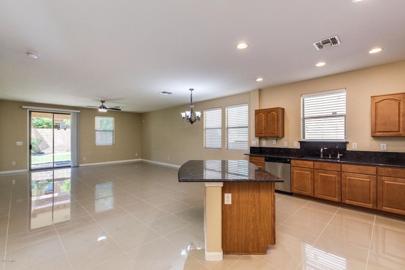 1918 E Cashman Rd, Phoenix, AZ 85024