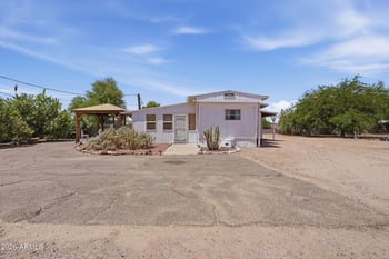 1918 Warner Dr, Apache Junction, AZ 85120