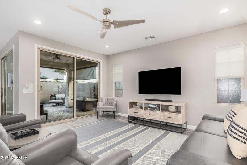 1918 Yellowstone Way, Chandler, AZ 85248