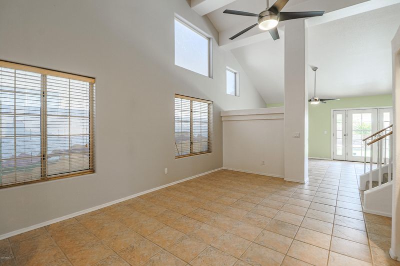 1919 E Kings Ave, Phoenix, AZ 85022