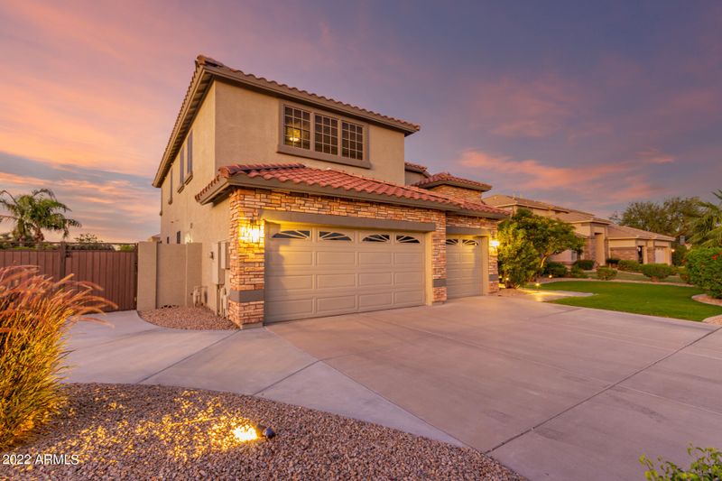 192 E Benrich Ct, Gilbert, AZ 85295