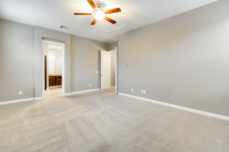 192 E Crescent Pl, Chandler, AZ 85249