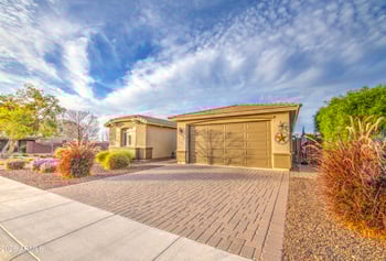 192 Hackberry Ave, San Tan Valley, AZ 85140