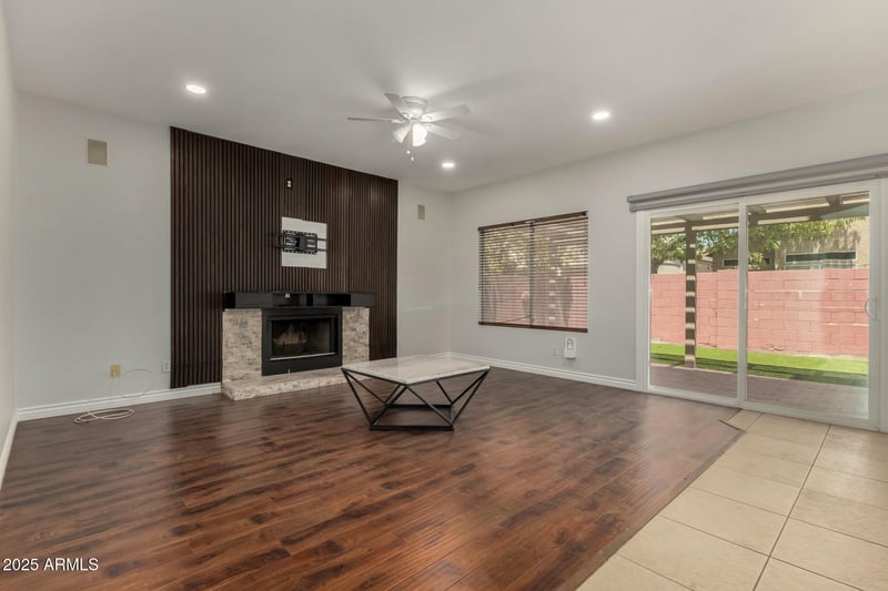 192 Los Arboles Dr, Tempe, AZ 85284