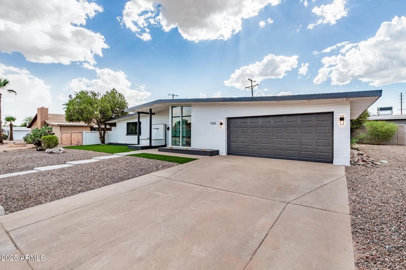 1920 Cavalier Dr, Tempe, AZ 85288