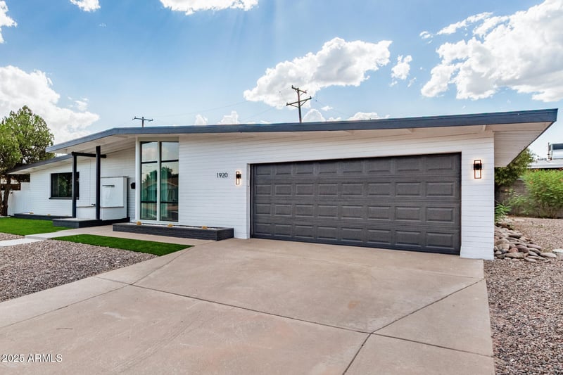 1920 Cavalier Dr, Tempe, AZ 85288