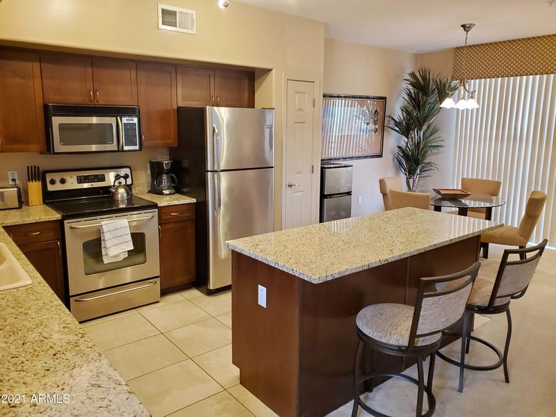 1920 E Bell Rd #1011, Phoenix, AZ 85022