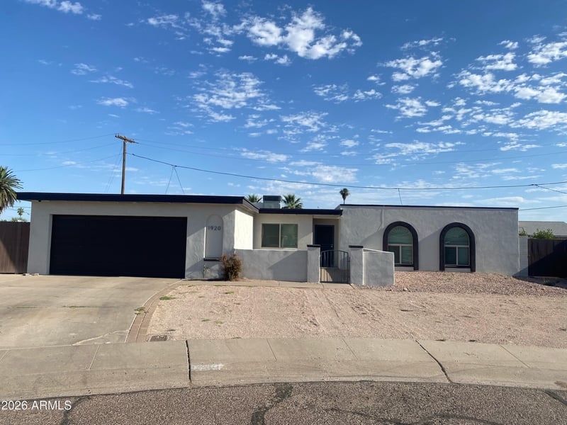 1920 Willow Ave, Phoenix, AZ 85029