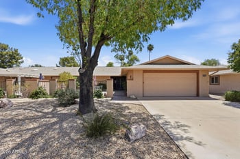 19201 N Concho Cir, Sun City, AZ 85373