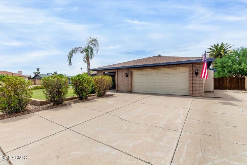 19202 32nd Dr, Phoenix, AZ 85027