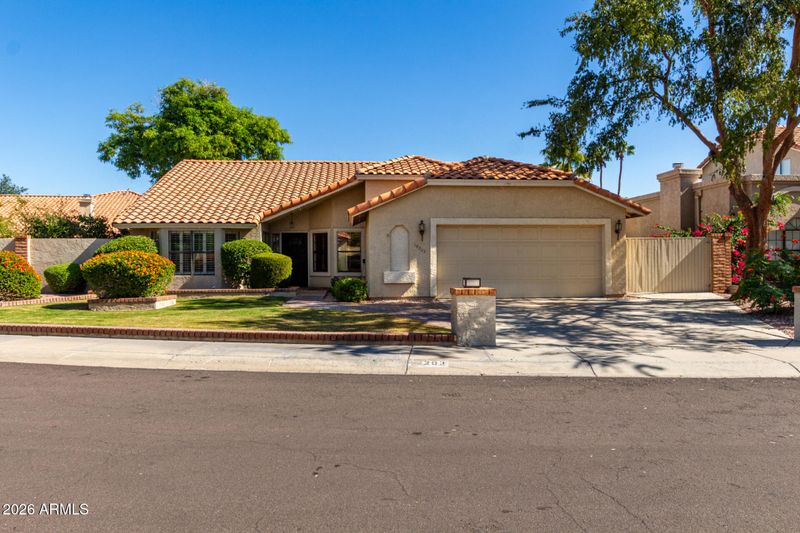 19203 N 71st Dr, Glendale, AZ 85308