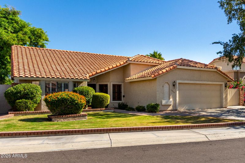 19203 N 71st Dr, Glendale, AZ 85308