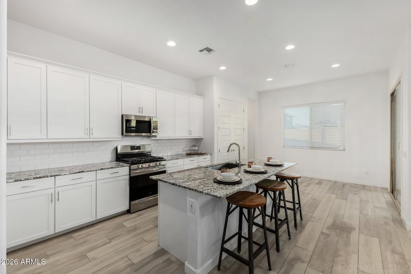 19206 Wolf St, Litchfield Park, AZ 85340