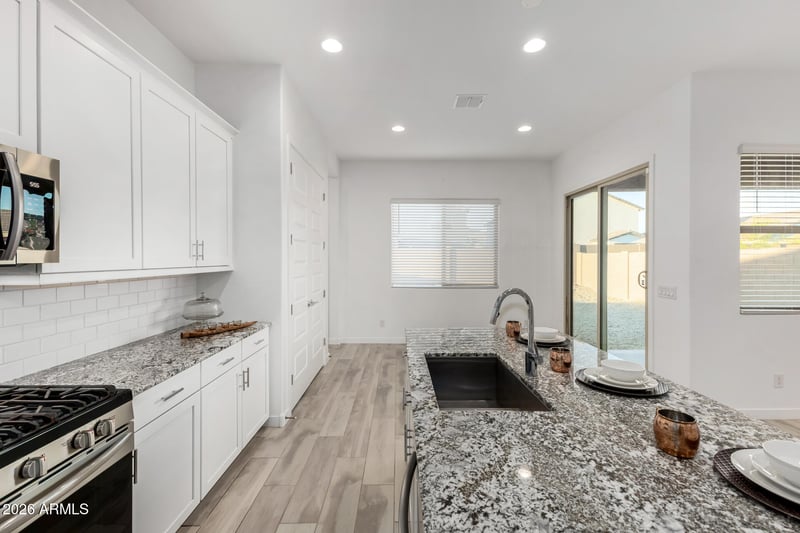 19206 Wolf St, Litchfield Park, AZ 85340