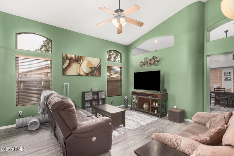 1921 106th Ln, Avondale, AZ 85392