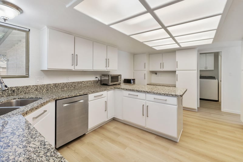 1921 Gemini Dr, Tempe, AZ 85283